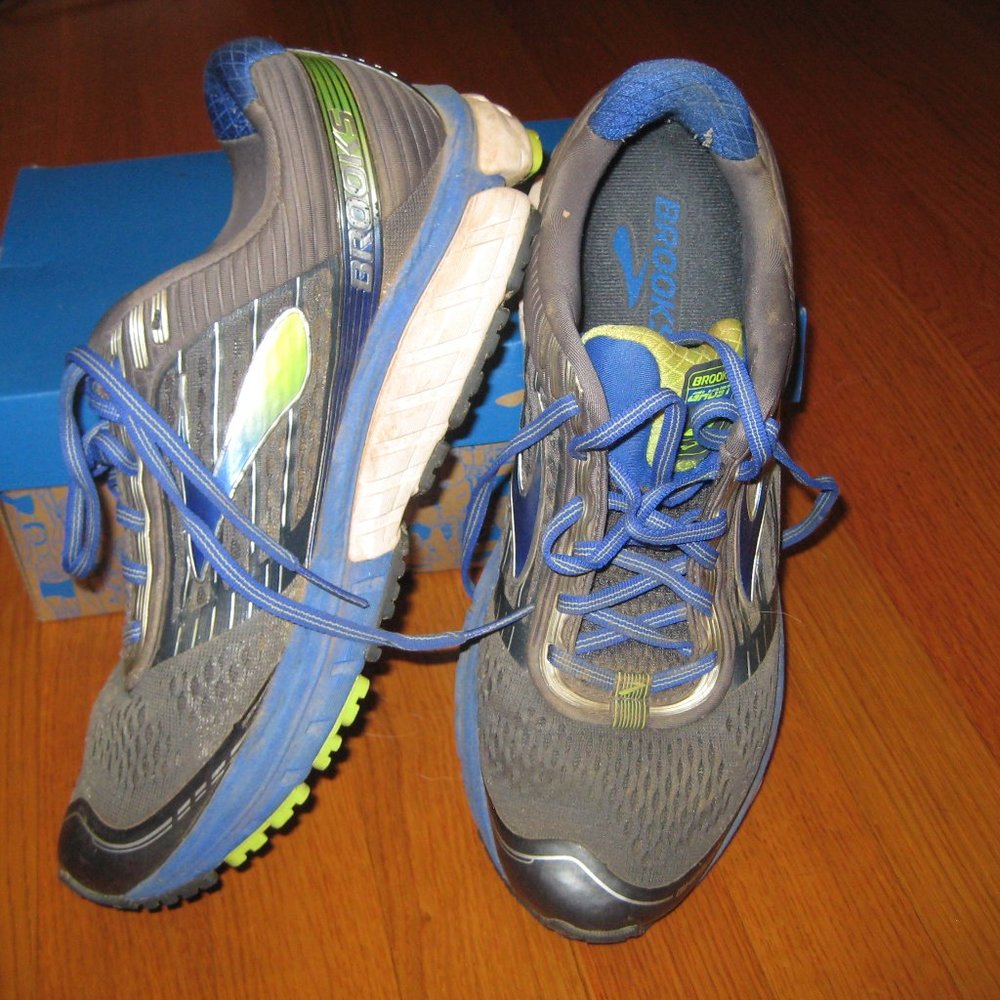 Brooks Ghost 9 Running Shoe